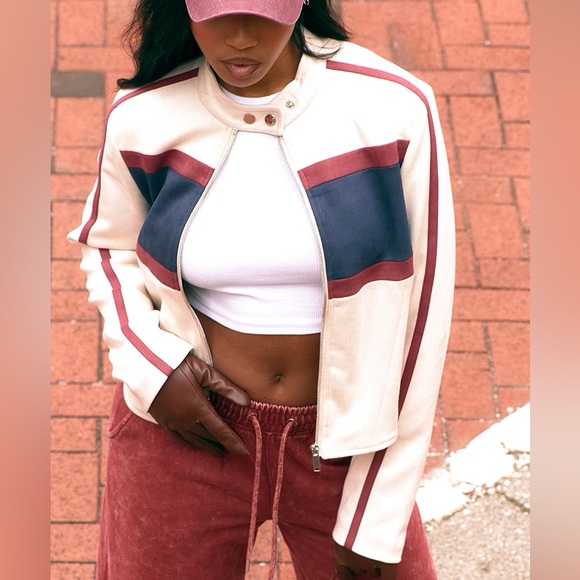 New PrettyLittleThing Faux Suede Contrast Panel Moto Jacket Size 10 - Picture 4 of 4